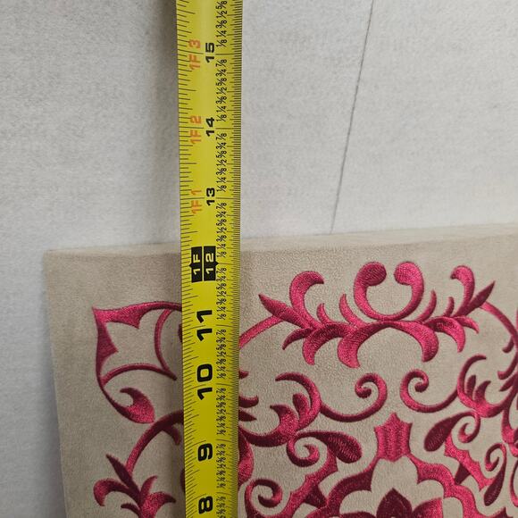 Damask Beige and Fuchsia Square 3-D Wall Hanging - Picture 3 of 6